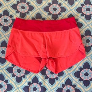 Lululemon Hotty Hot/ Speed Ups shorts
